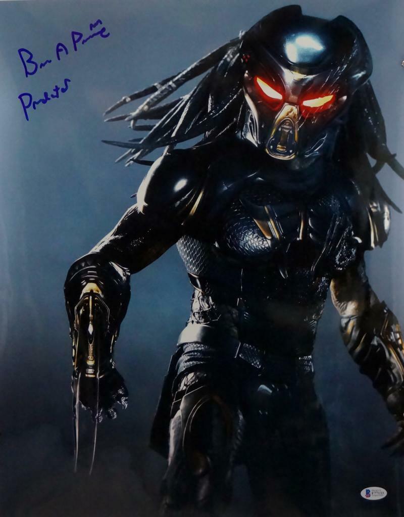 Brian Prince Autographed 16x20 Predator Photo Poster painting - Beckett Auth *Blue