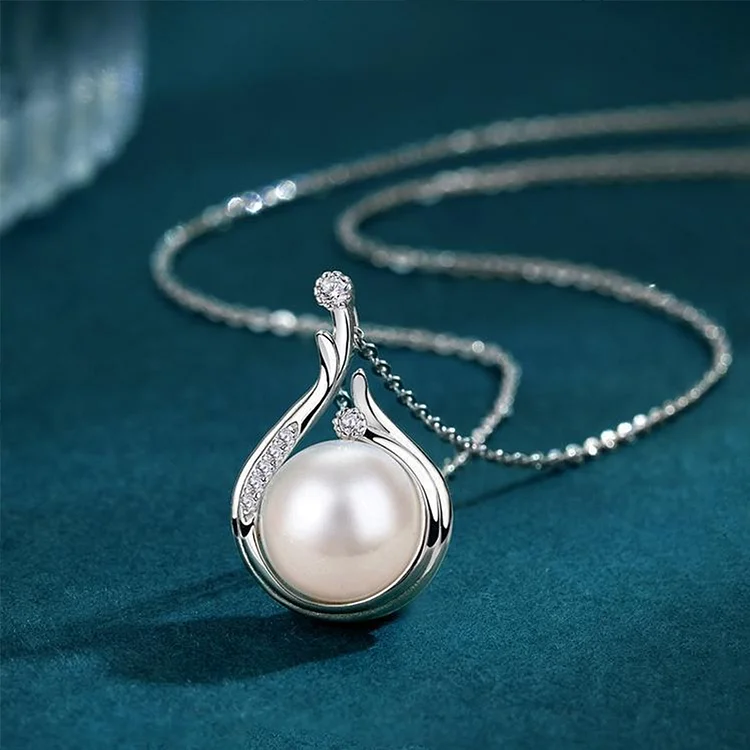 Fashion Silver Simulation Pearl Necklace  Flycurvy [product_label]
