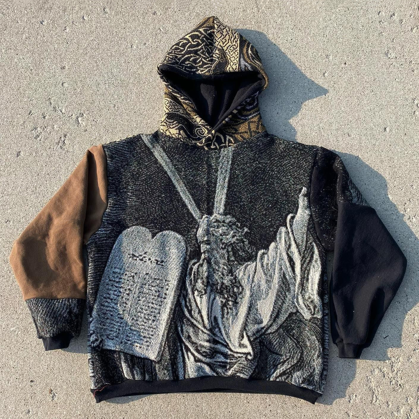Retro Moses And The Ten Commandments Print Casual Street Tapestry Knit Hooded Sweater