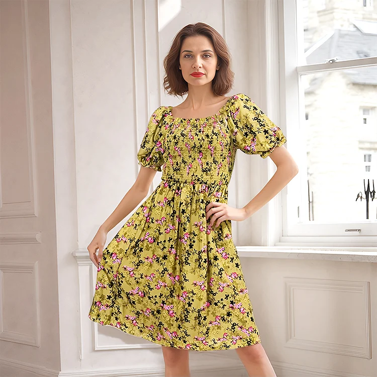 Ż&oacute;łta sukienka w kwiaty