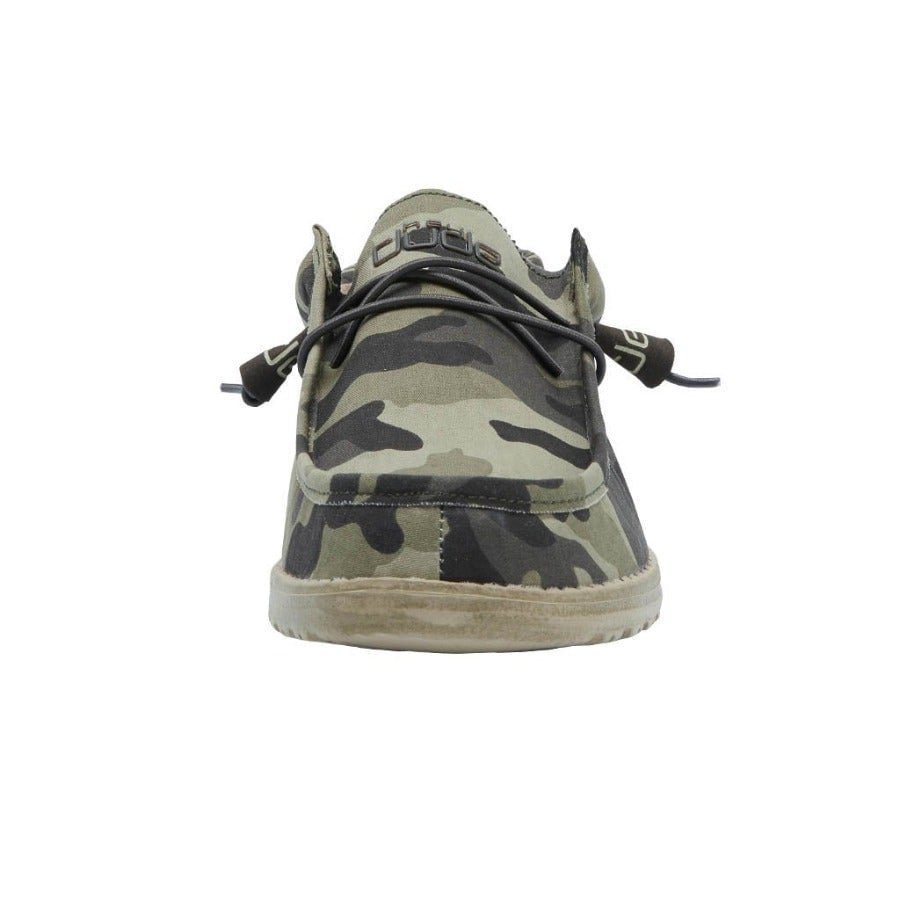 wally canvas camo