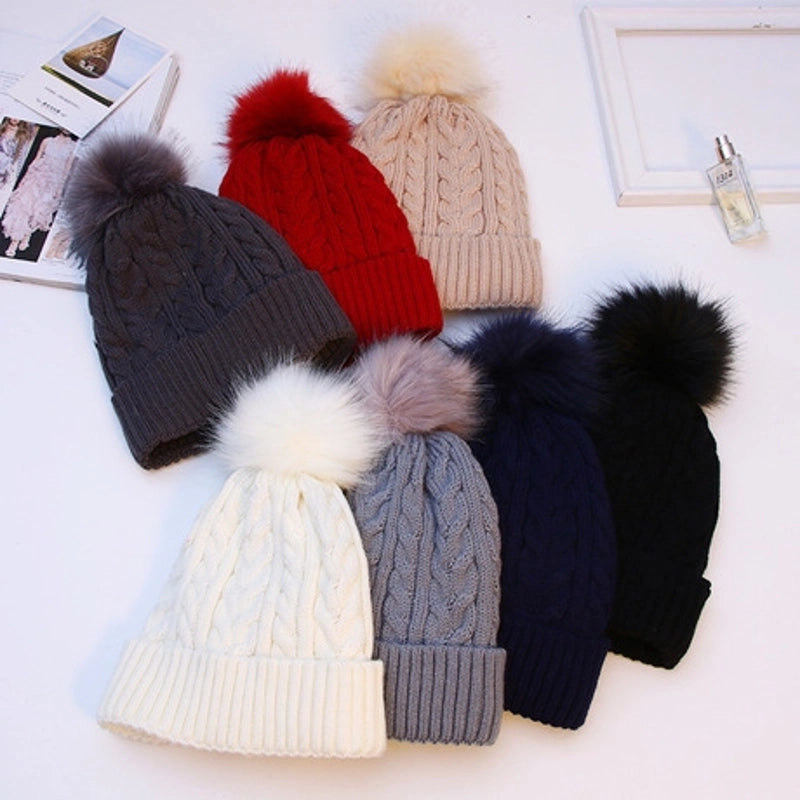 Women's Basic Solid Color Pom Poms Crimping Wool Cap