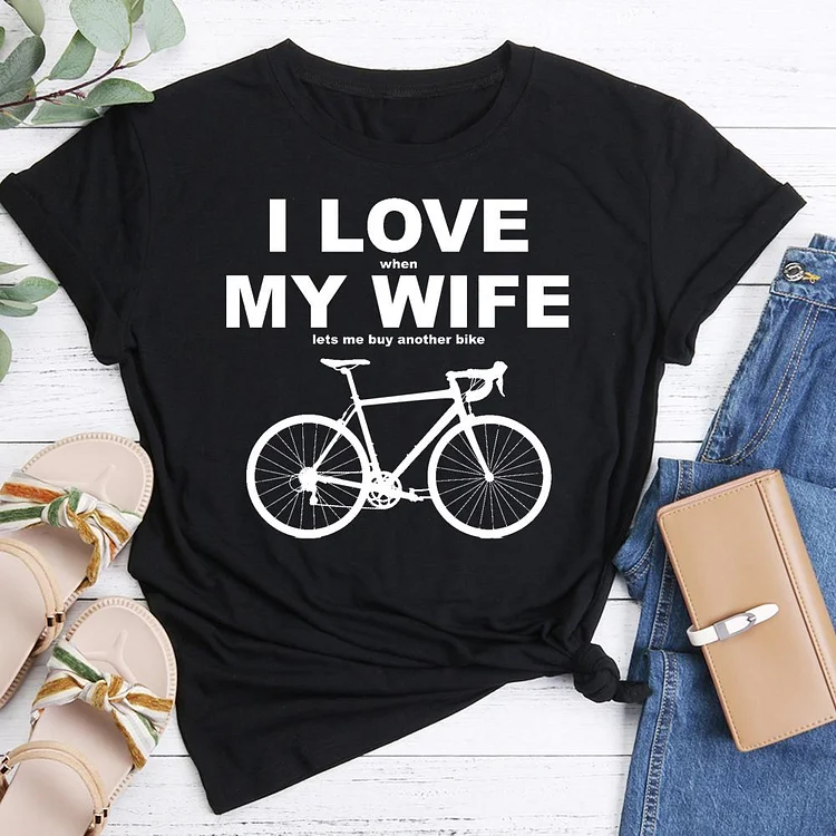 I LOVE MY WIFE Essential T-shirt Tee -05651-Annaletters