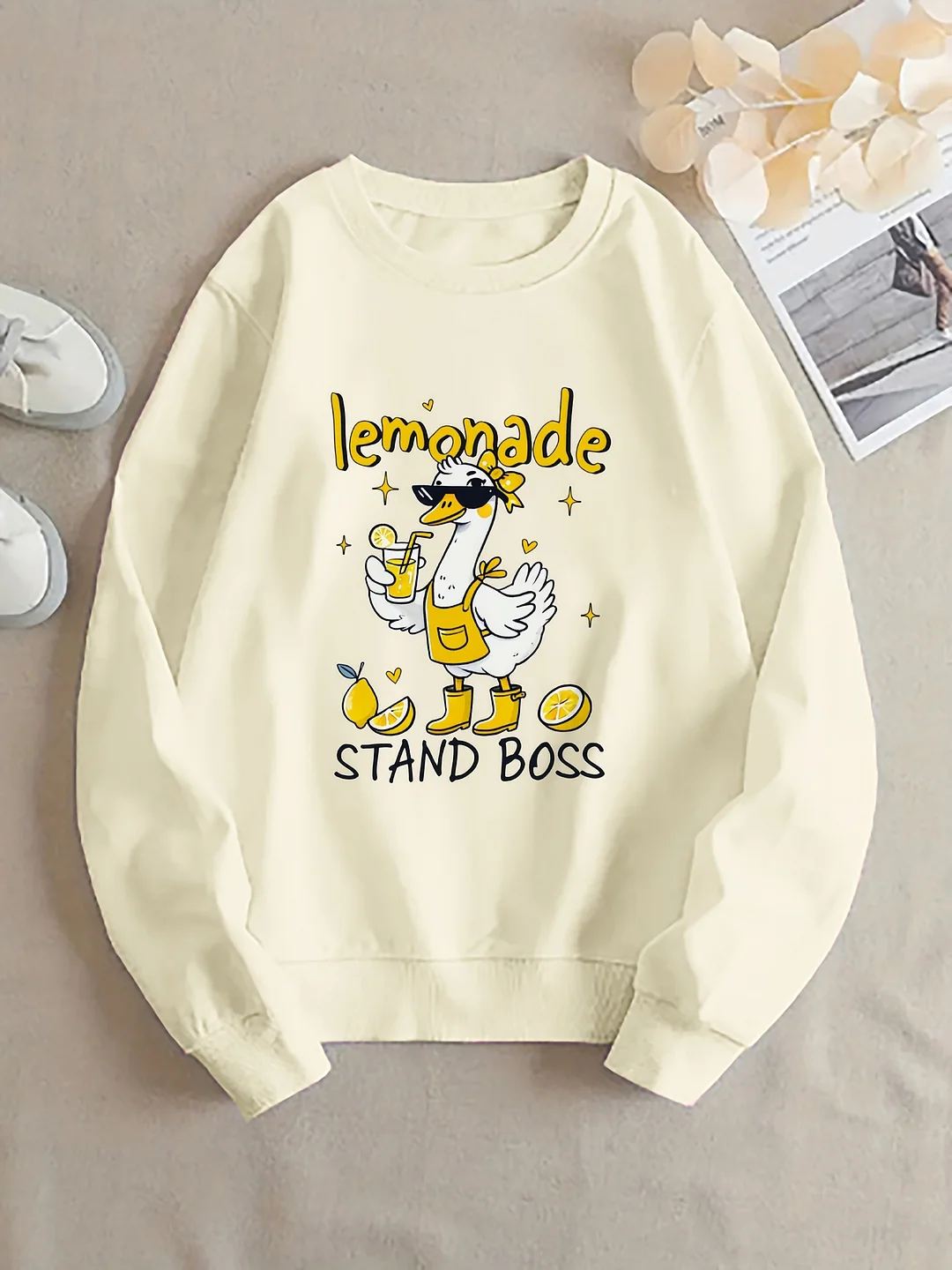 Women's Casual Crew Neck Sweatshirt With Lemon Duck Print - "Lemonade Stand Boss" Design, Lightweight Polyester, Perfect For Summer Gifts, Casual Wear | Playful Print | Lightweight Fabric | IFYHOME