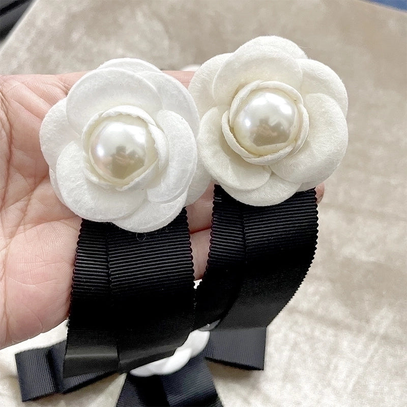Sweet Pin Flower Wool-like Alloy Cloth Inlay Pearl Women’S Brooches