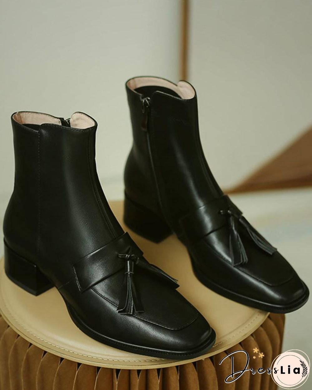 Solid Square-toe Tassel Low Heel Boots