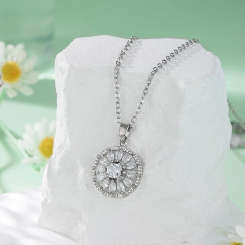 Stainless Steel Titanium Steel 18K Gold Plated Elegant Artistic Plating Inlay Heart Shape Flower Bow Knot Zircon Pendant Necklace