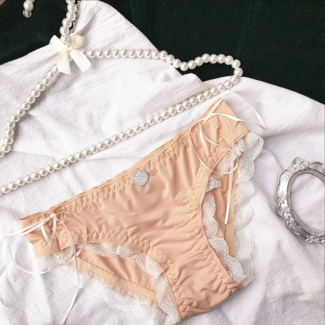 Billionm Simple Solid Color Low Waist Student Ice Silk Panties Female Sexy Girl Pink Triangle Panties Cute New Lace Lolita