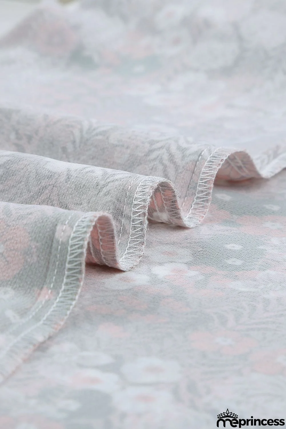 V-neck Short Sleeve Fashion Print Fantasy Fluttering Blouse