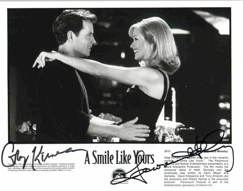 Greg Kinnear & Lauren Holly Signed Autographed A Smile Like Yours