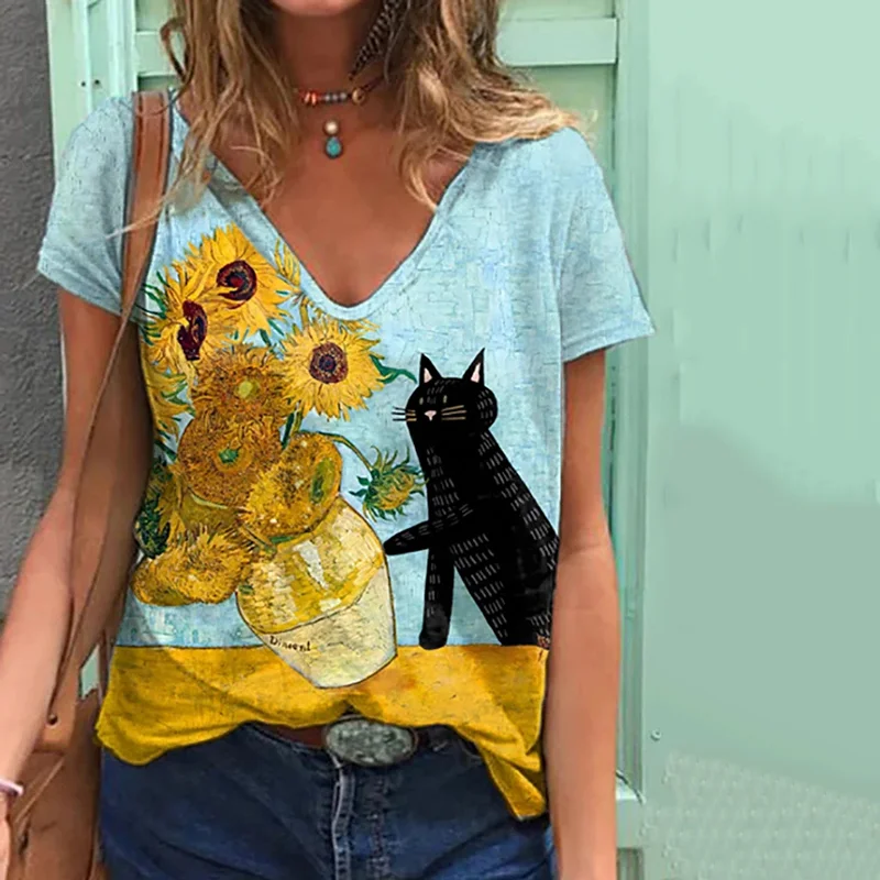 Black Cat Knocking Over Sunflowers Casual T-Shirt