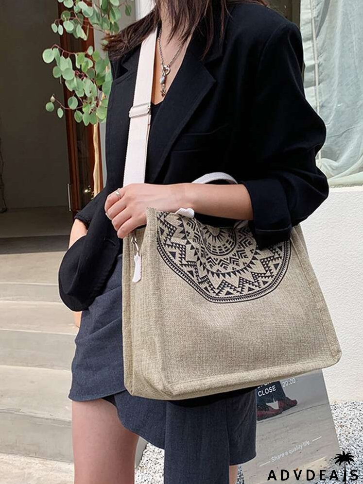 Geometric Graphic Tote Bag