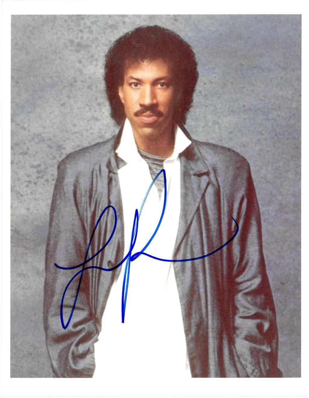 Lionel Richie Signed Authentic Autographed 8.5x11 Photo Poster painting BECKETT #Y77036