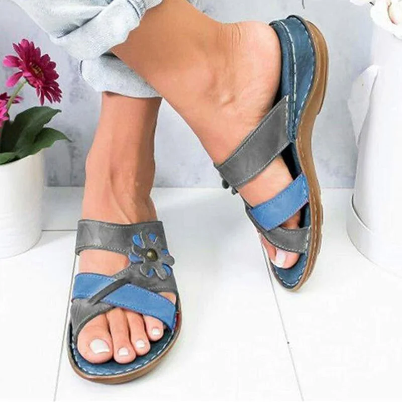 Qengg Shoes 2022 New Women Hollow Out Ladies Shoes Open Toe Shoes Woman Slip On Women's Sandals Soft Slipper Footwear Female