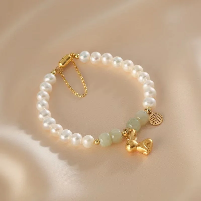 Bunny Pearl Emerald Jade stone bracelet