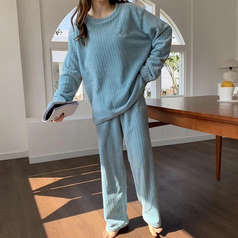 Winter Warm Women Pajamas Set Flannel Pajamas Homewear Sweatshirt Hoodies Thick Female Sleepwear Plush Pyjamas Suit Solid Color