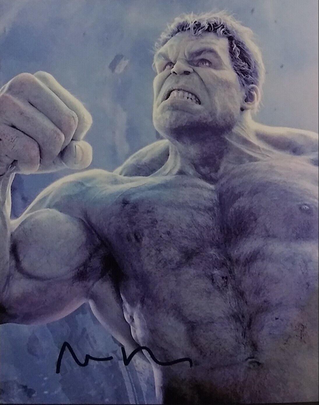 Mark Ruffalo signed 8 x 10