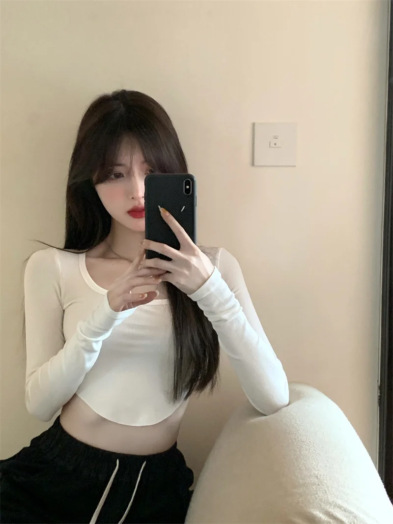 Uveng Uveng And Spicy Pure Desire Wind T-Shirt Slim Long Sleeve Design Sense Bottom Shirt Crop Hot Girl Short Student Jacket Female Early Autumn