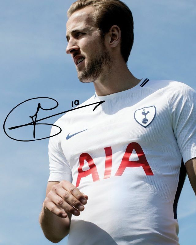 Harry Kane - Tottenham Hotspur Autograph Signed Photo Poster painting Print