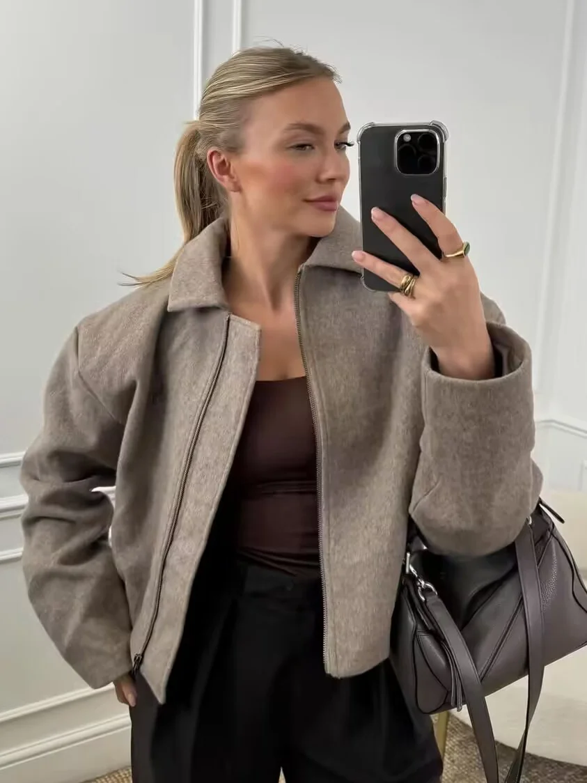 Nigikala Nigikala Fashion Casual Collar Short Soft Zipper Hair Coat Women A125010