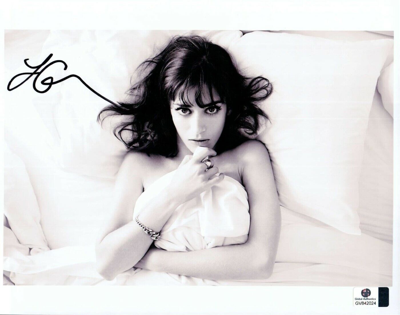 Lizzy Caplan Signed Autographed 8X10 Photo Poster painting Gorgeous Sexy in Bed Sheets GV842024