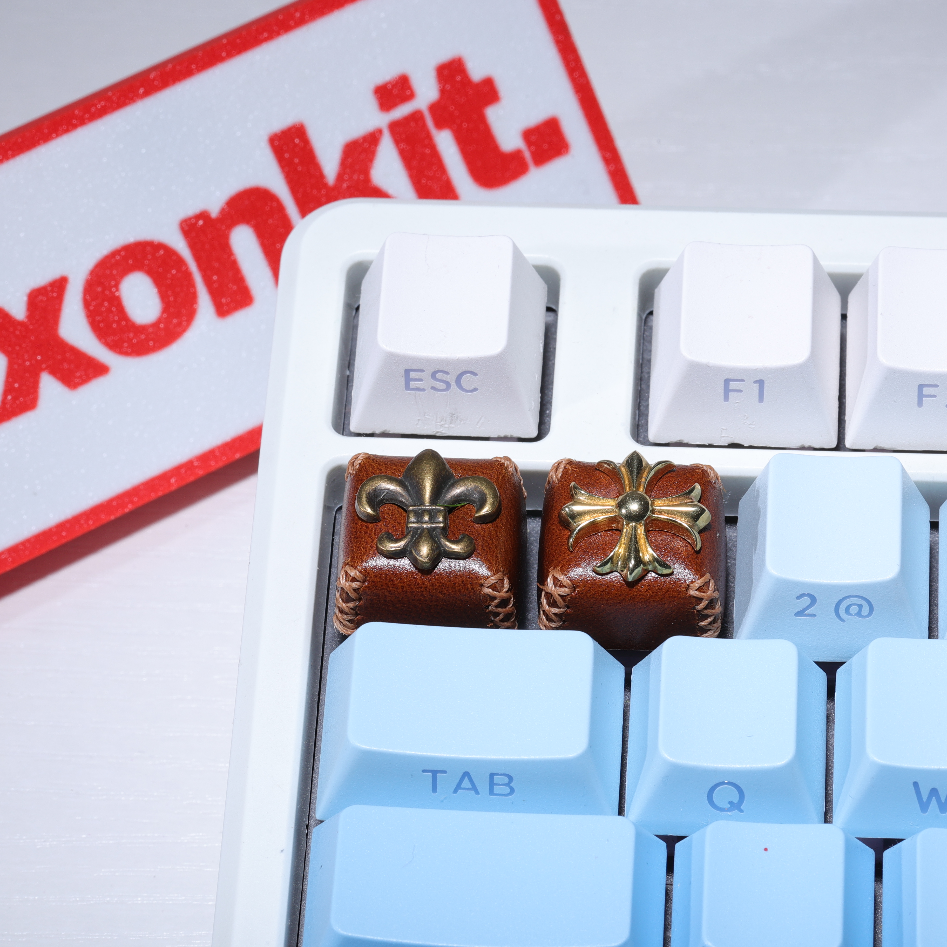  Axonkit