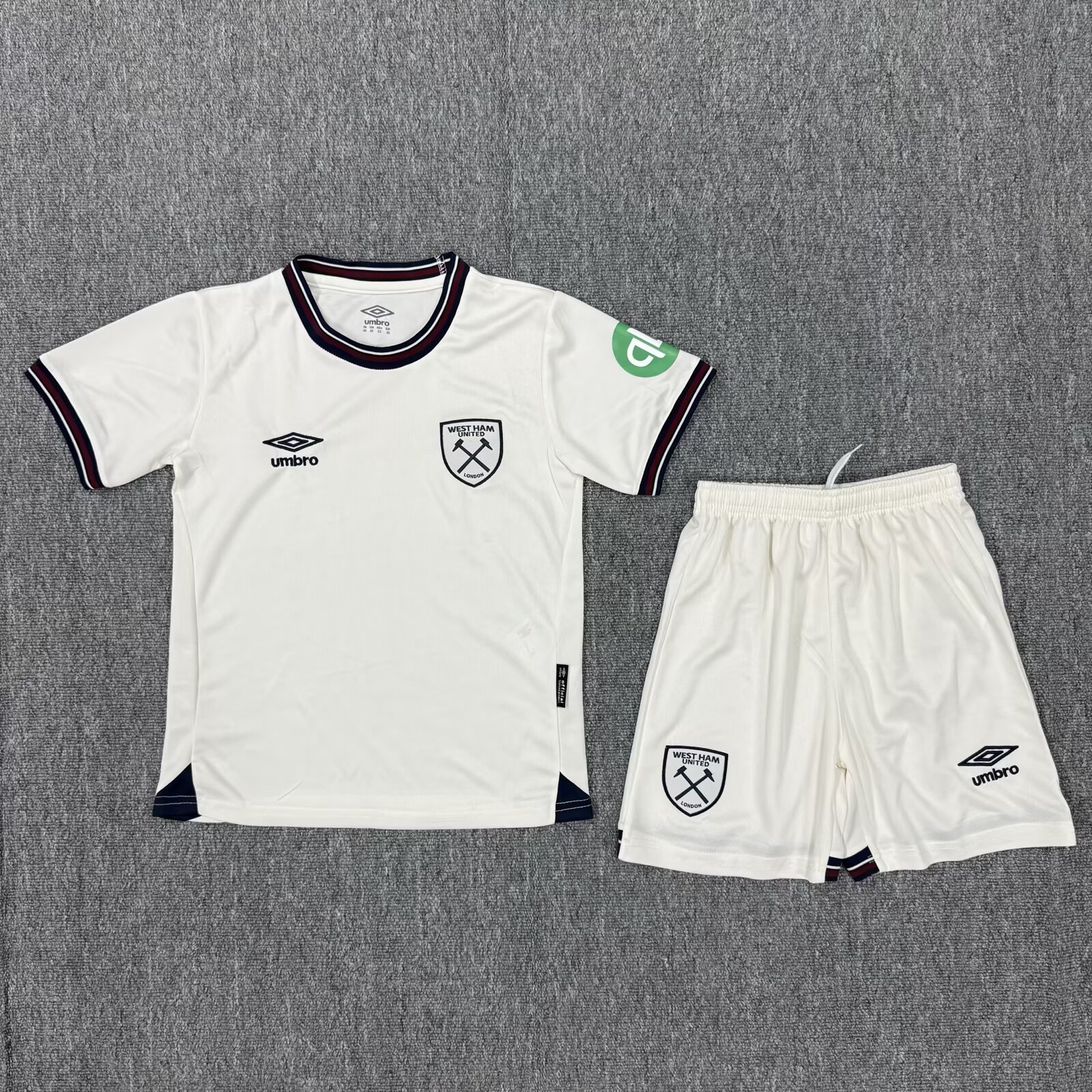 25/26 West Ham United Away Kids Kit Thai version football shirt 