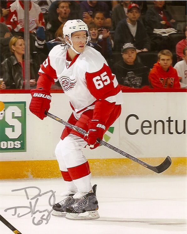 Detroit Red Wings Danny DeKeyser Signed Autographed 8x10 COA N