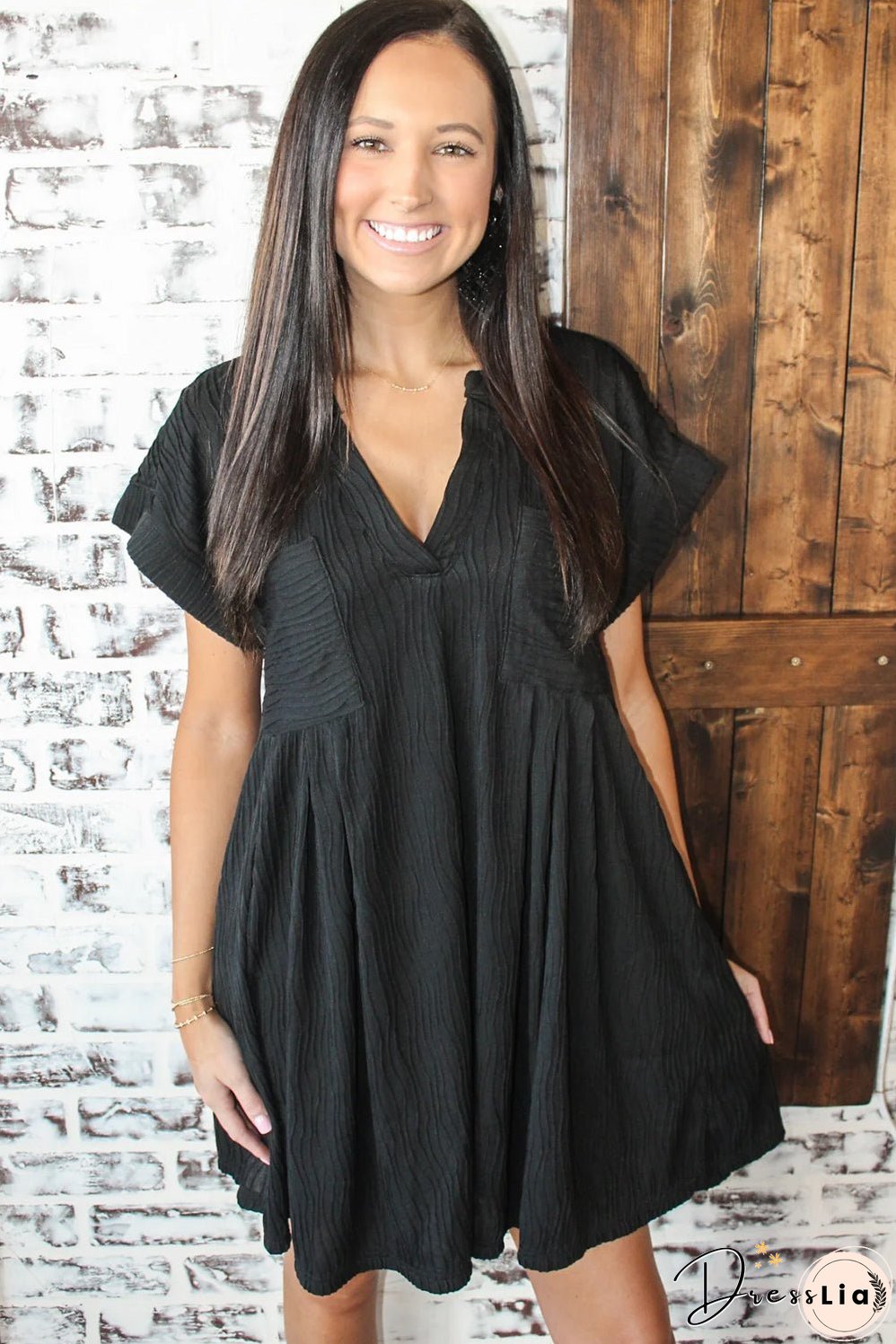 Black Textured V Neck Short Sleeve Pockted Mini Dress
