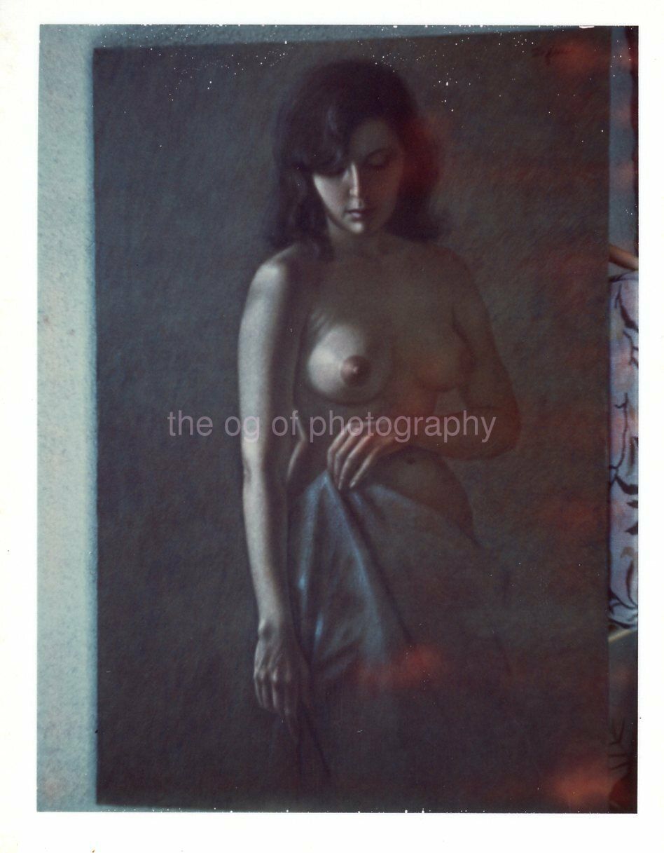 1960's 70's FOUND Photo Poster paintingGRAPH OF A PAINTING ColorArt WOMAN 98 2 V