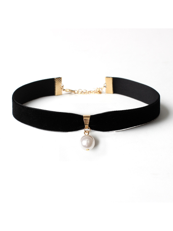 Velvet Pearl Pendant Choker