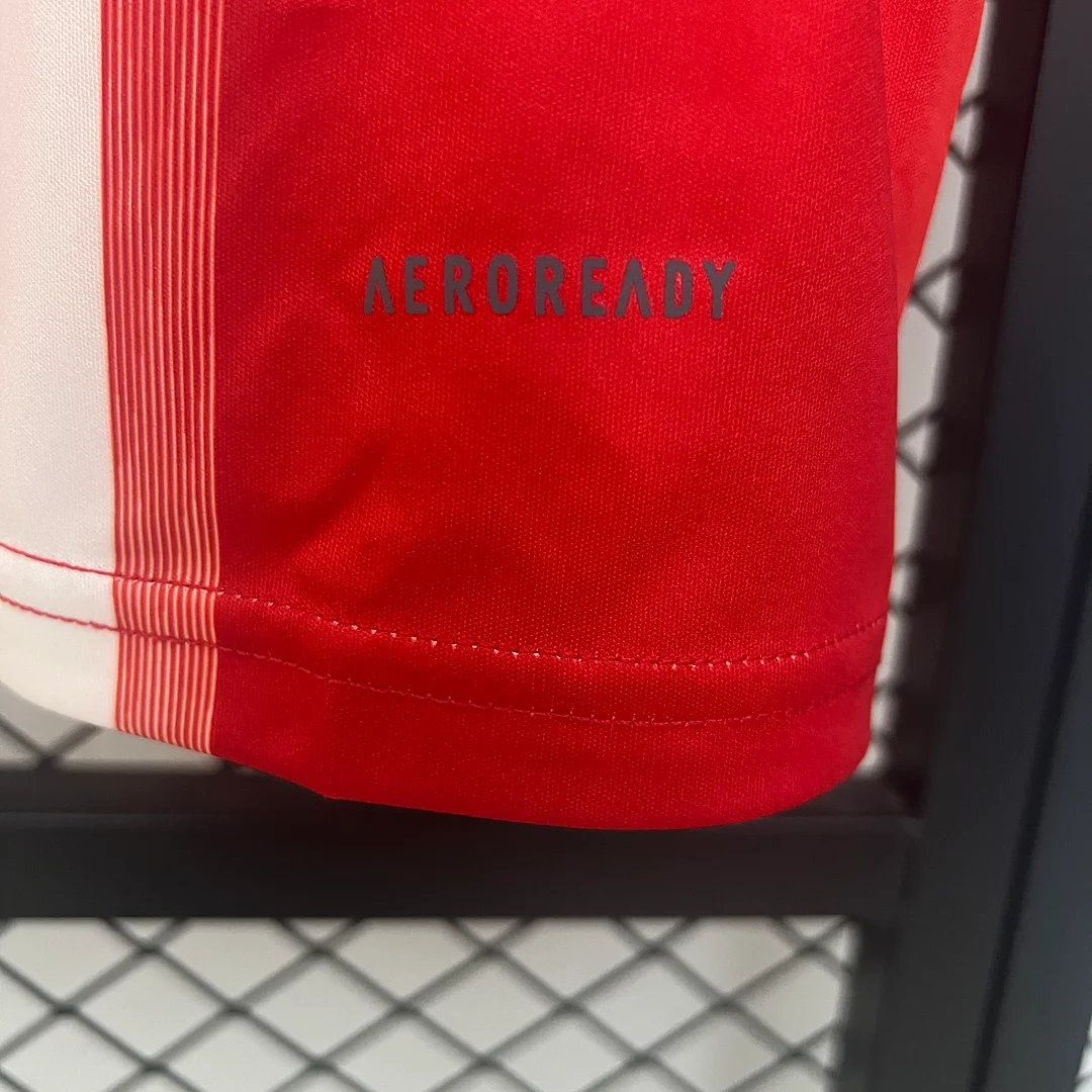 25/26 Bayern Munich Home Football shirt 1:1 Thai Quality