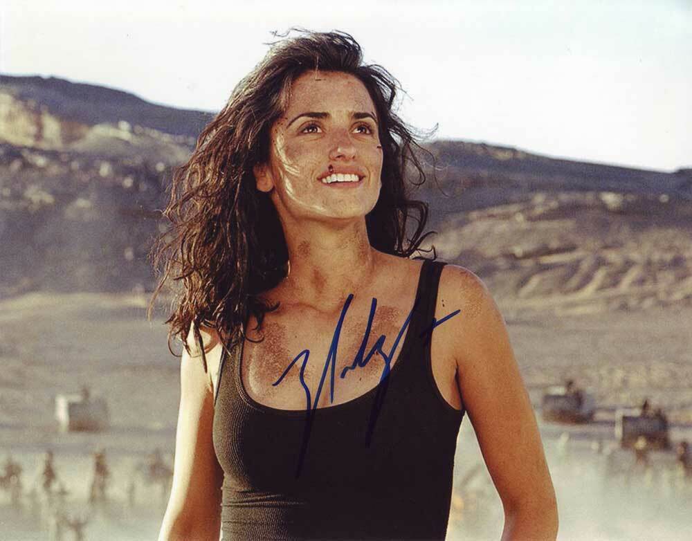 Penelope Cruz In-person AUTHENTIC Autographed Photo Poster painting SHA #94590