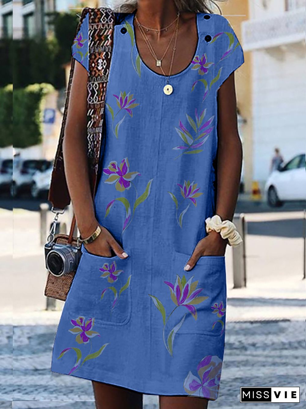 Women Short Sleeve Scoop Neck Printed Pockets Tops