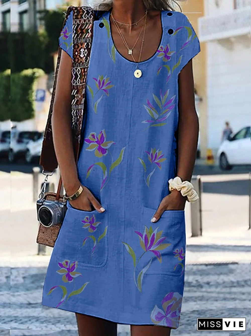 Women Short Sleeve Scoop Neck Printed Pockets Tops