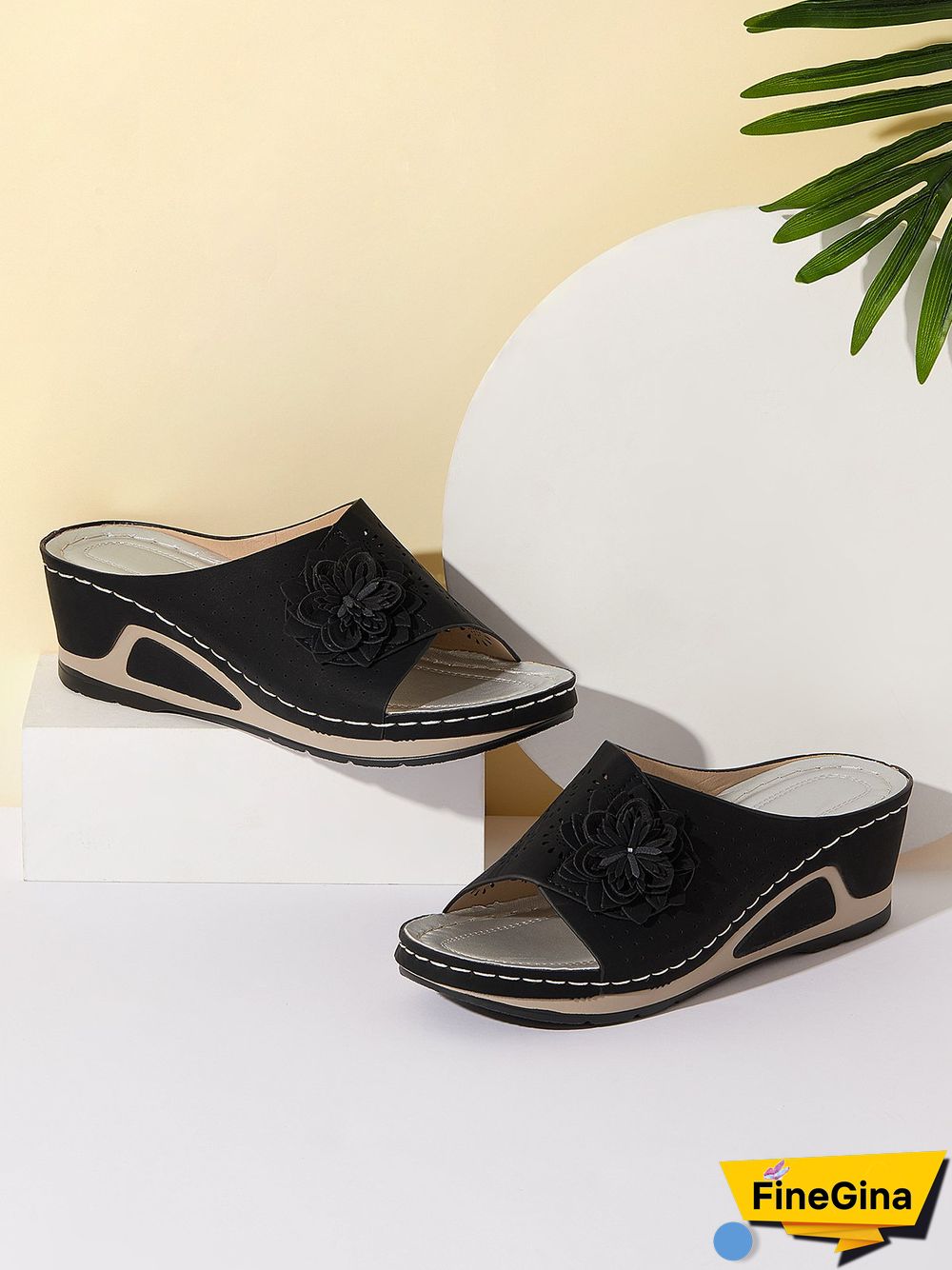 3D Floral Cutout Upper Vintage Bohemian Wedge Slippers