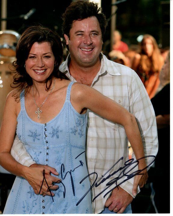 VINCE GILL and AMY GRANT signed autographed Photo Poster painting