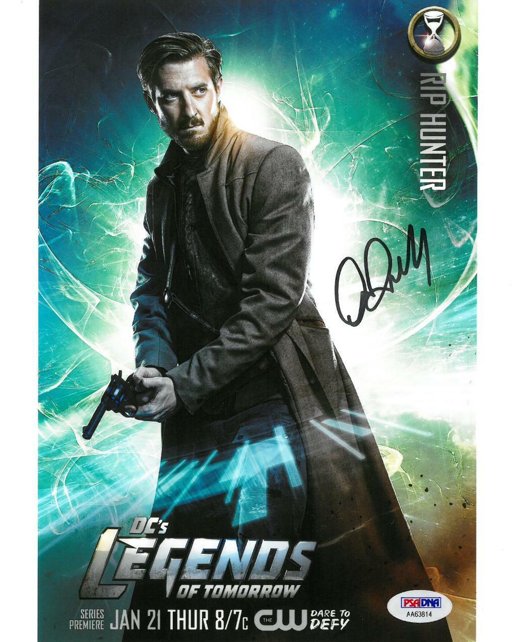 Arthur Darvill Signed Legends of Tomorrow Autographed 8x10 Photo Poster painting PSA/DNA#AA63814