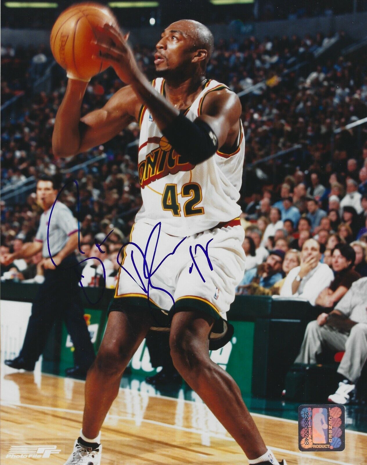 Signed 8x10 VIN BAKER Seattle Supersonics Autographed Photo Poster painting w/ COA