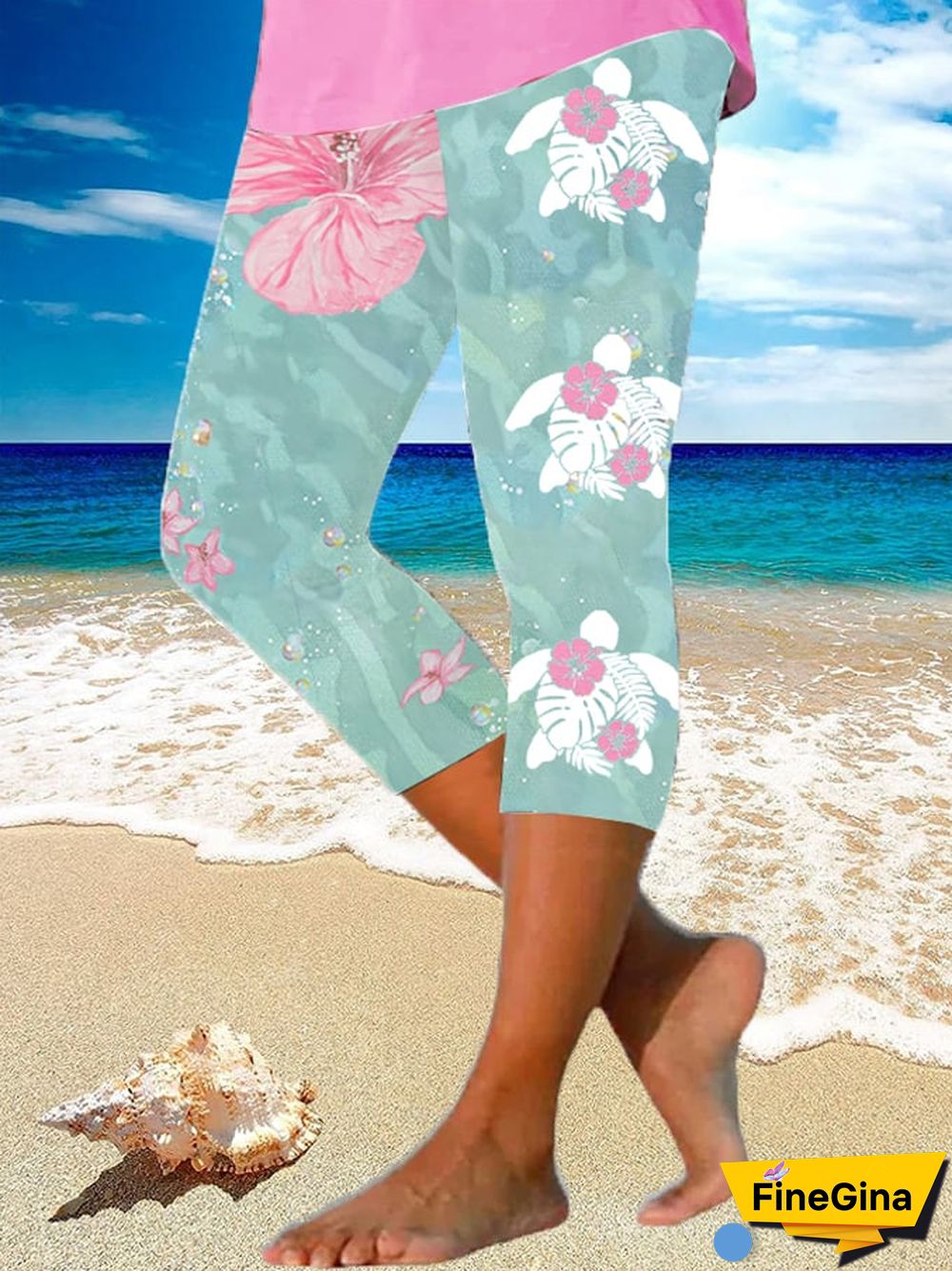 Women's Maui Lahaina Hibiscus Turtle Print Yoga Base Layer Cropped Pants