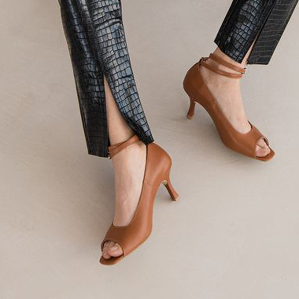 Brown Vegan Leather Square Toe Kitten Heel Lace Up Pumps Nicepairs