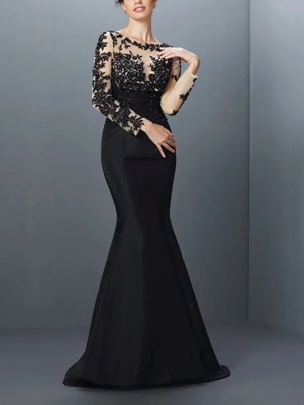 Solid Color Round Neck Lace Maxi Dress