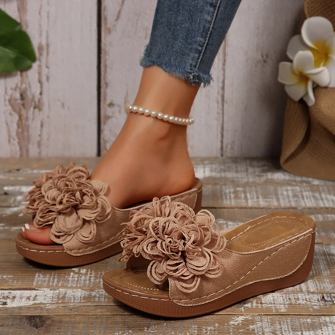 Breakj Breakj New Summer Women's Slope And Thick-Bottom Slippers Large-Size Wear With Flowers Decoration