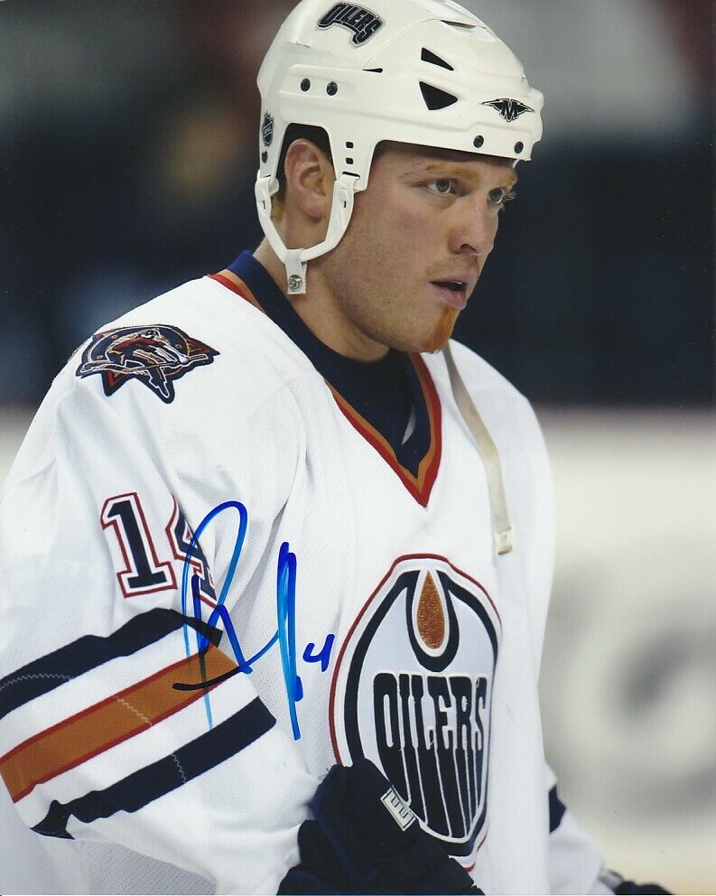 RAFFI TORRES SIGNED EDMONTON OILERS 8x10 Photo Poster painting #1 Autograph