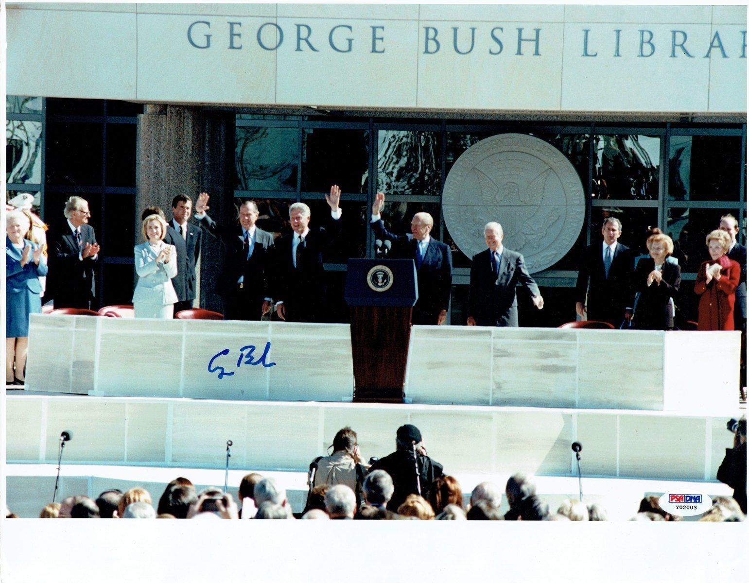 George H.W. Bush Authentic Signed 'Bush Library' 11x14 Photo Poster painting PSA/DNA #Y02003