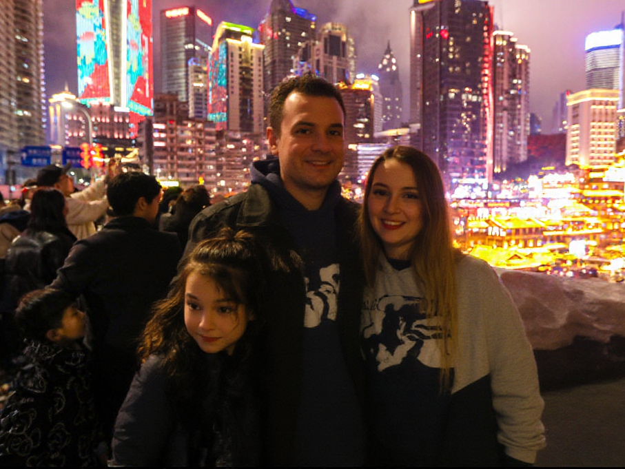 The Heart of China: A 7-Day Adventure Through Chongqing and Chengdu