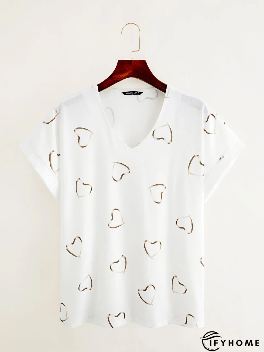 Women's White Heart Printed V Neck Cotton Blend Short Sleeve Casual Tunic T-Shirt | IFYHOME