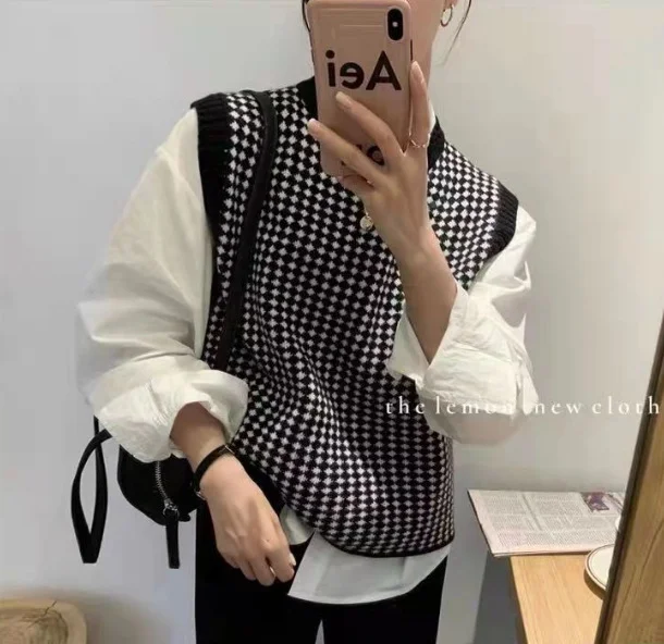 Uveng Uveng And Autumn 2024 New Chiffon Sleeve Temperament Splicing Knitted Sweater Loose Sexy Lanky Sleeve Top Woman