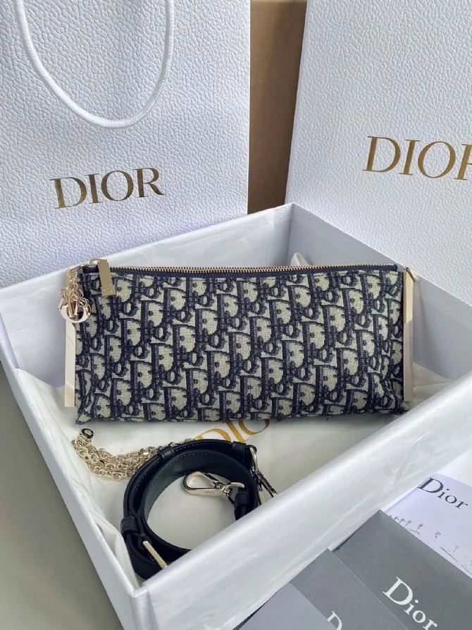 Dior_club腋下包老花藍_27cm_-
