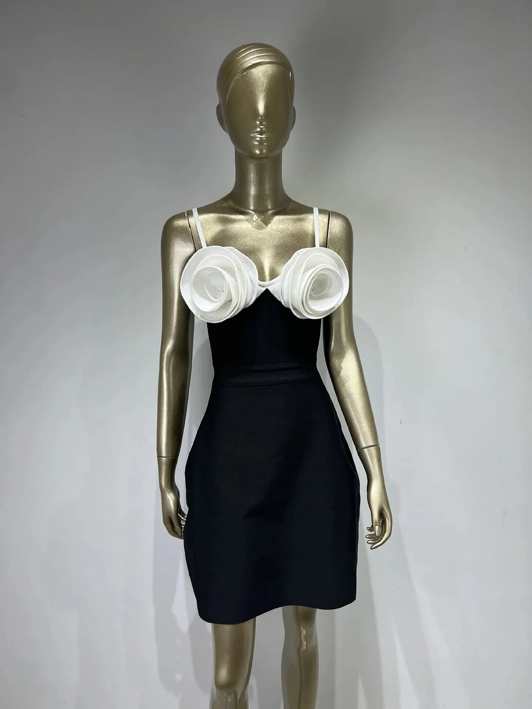 Toloer Black 3D Flower Mini Dress-Outfit Ideas